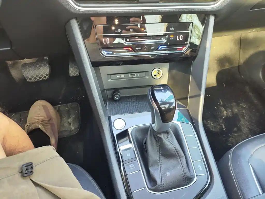 Volkswagen Tiguan L — миниатюра 14
