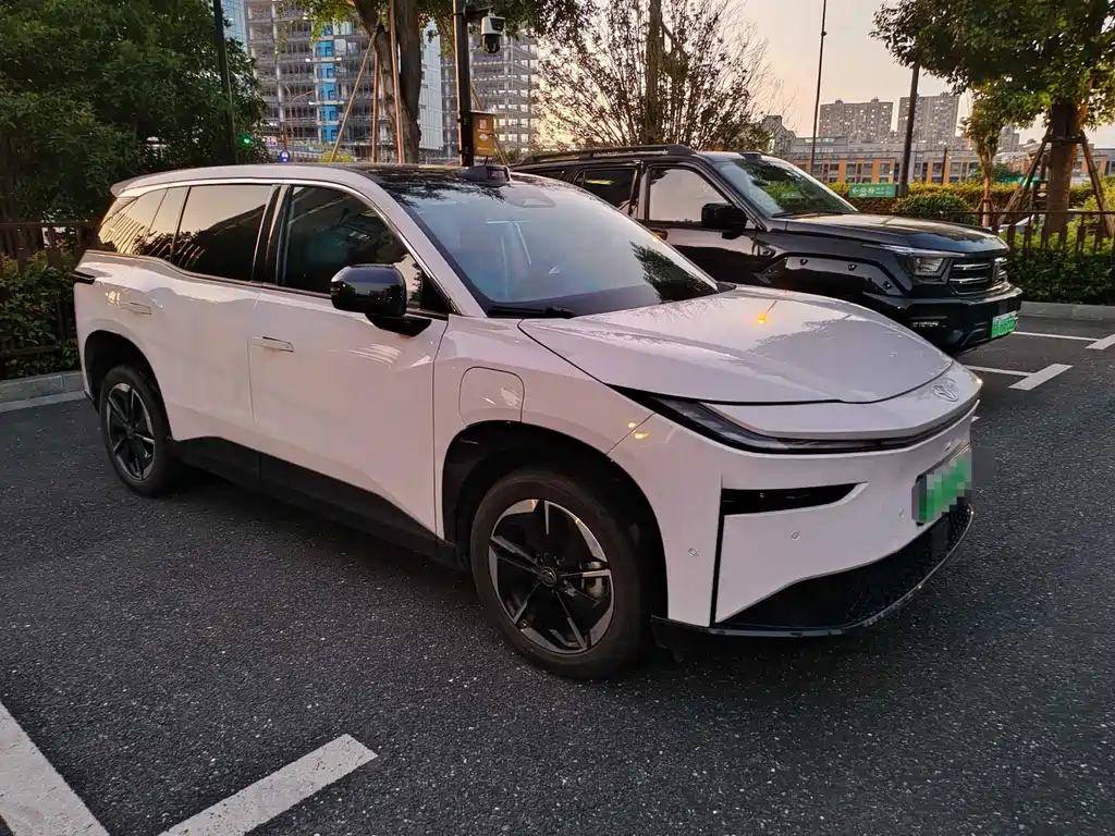 Toyota Peng Ji 3X — миниатюра 3