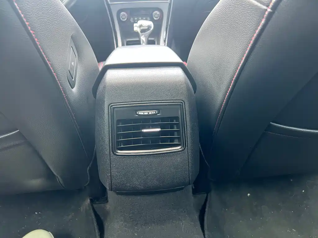 BAIC Senova D70 — миниатюра 13