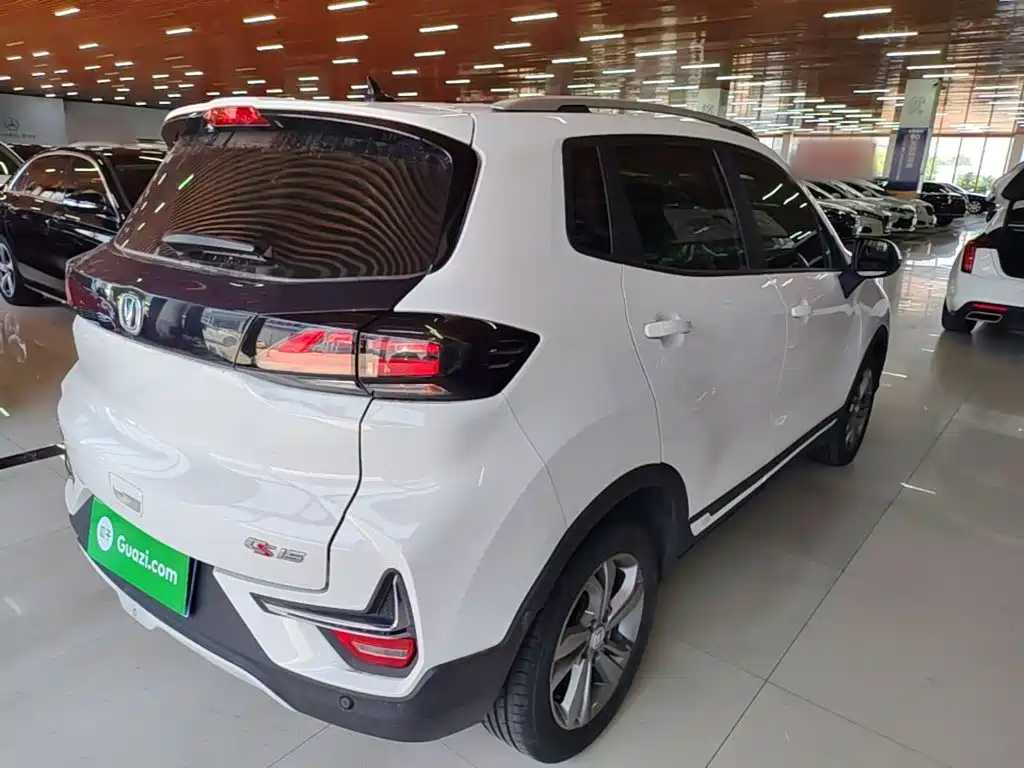 Changan CS15 2019 1.5L AT V