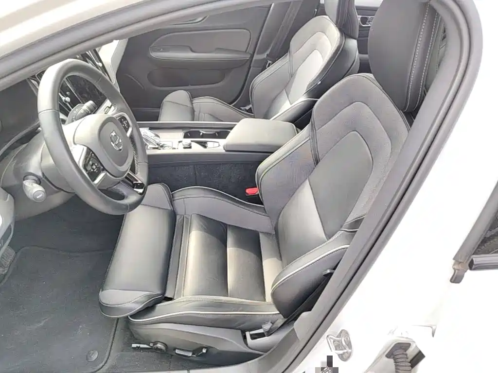 Volvo S60 — миниатюра 20