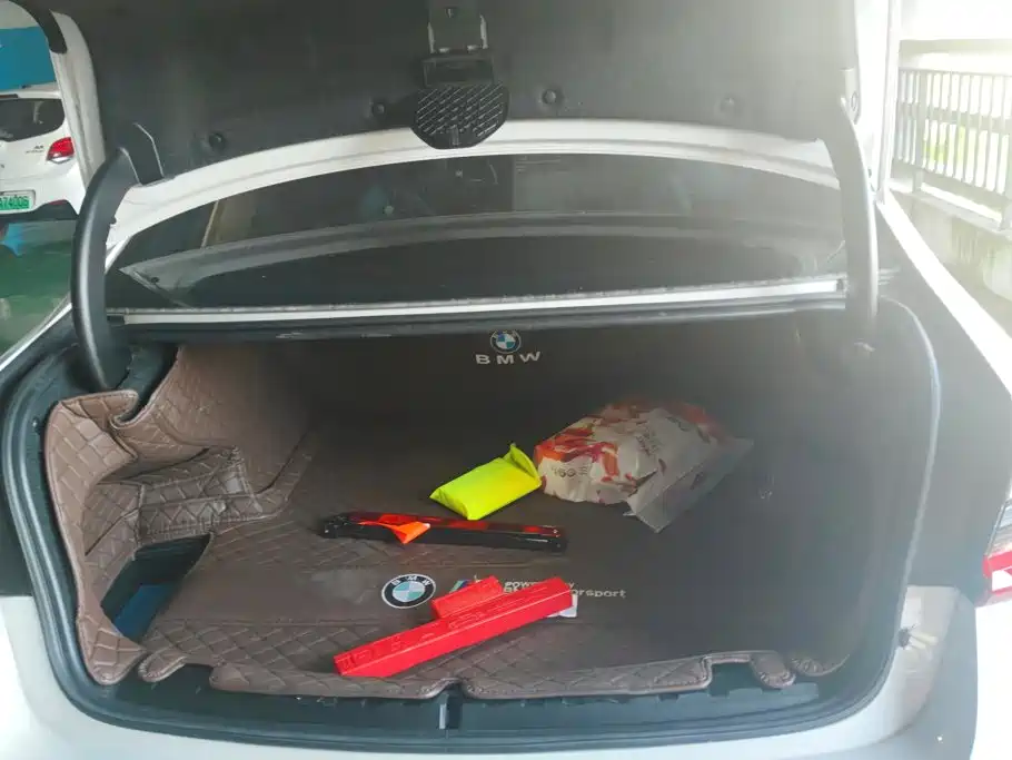 BMW i3 — миниатюра 4