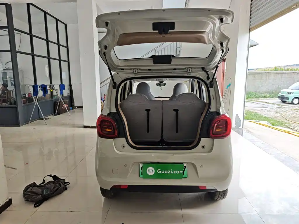 Wuling MINIEV — миниатюра 19
