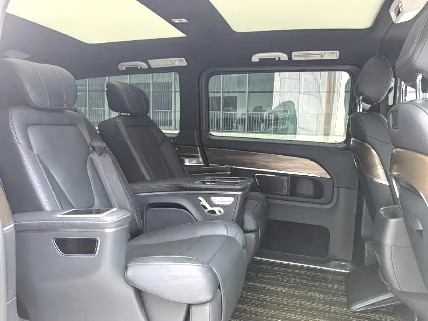 Mercedes-Benz V-Class — миниатюра 6