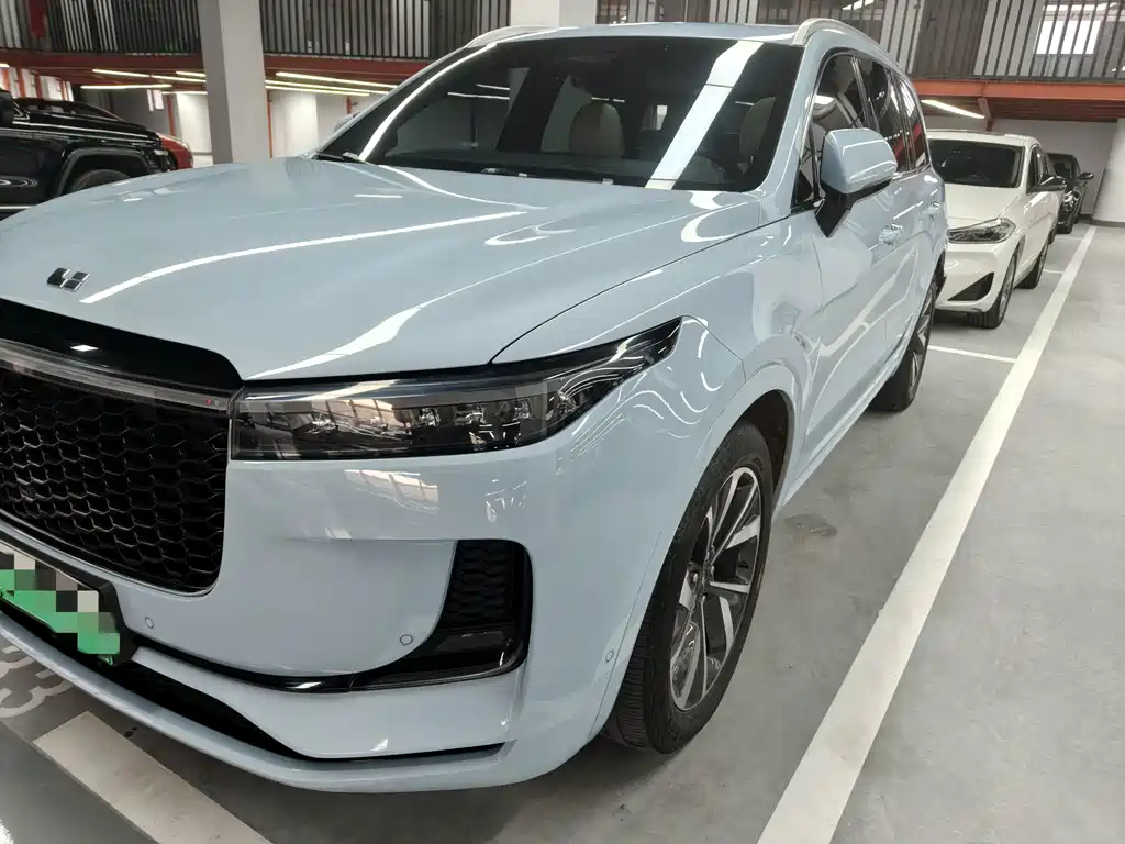 Li Auto Li ONE — миниатюра 2