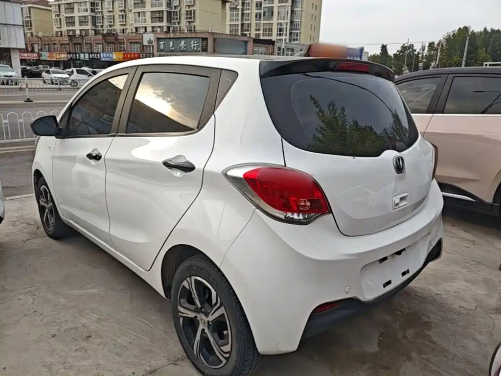 Changan Benben E-Star — миниатюра 5