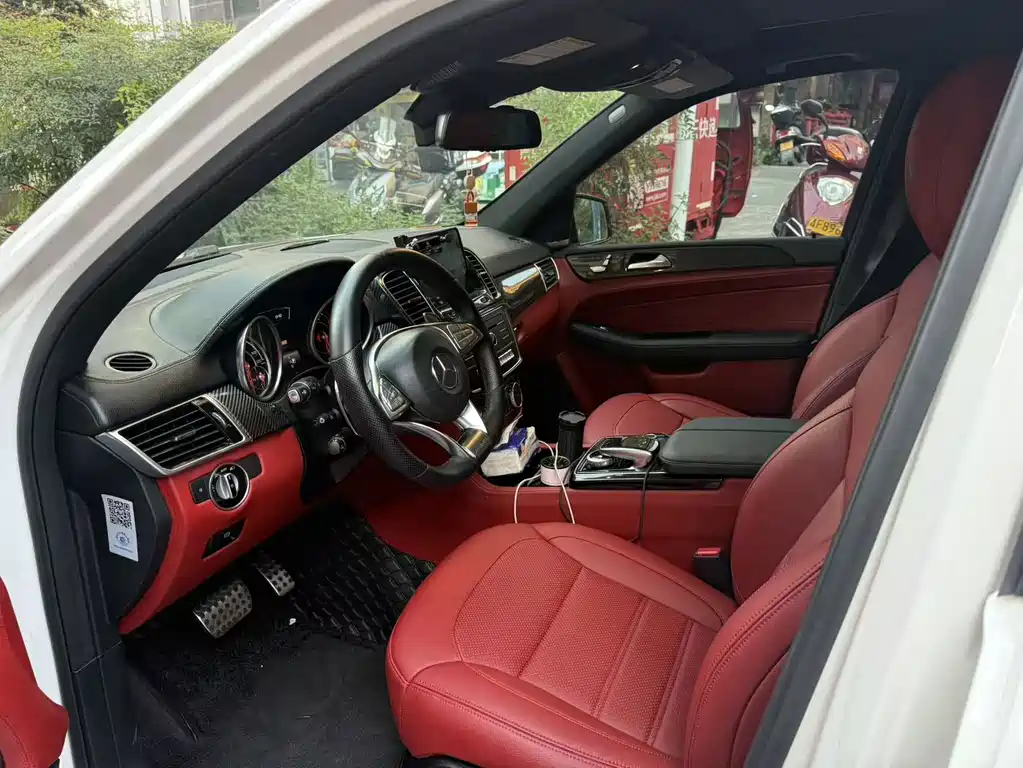 Mercedes-Benz GLE AMG — миниатюра 2