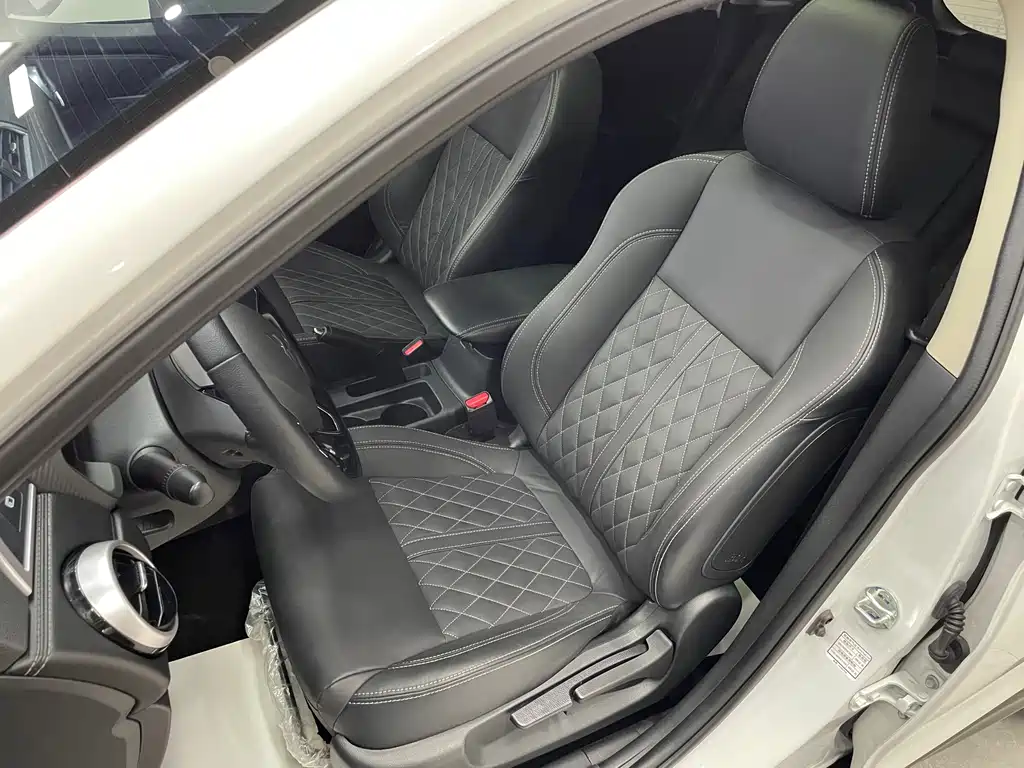 Mitsubishi ASX — миниатюра 13