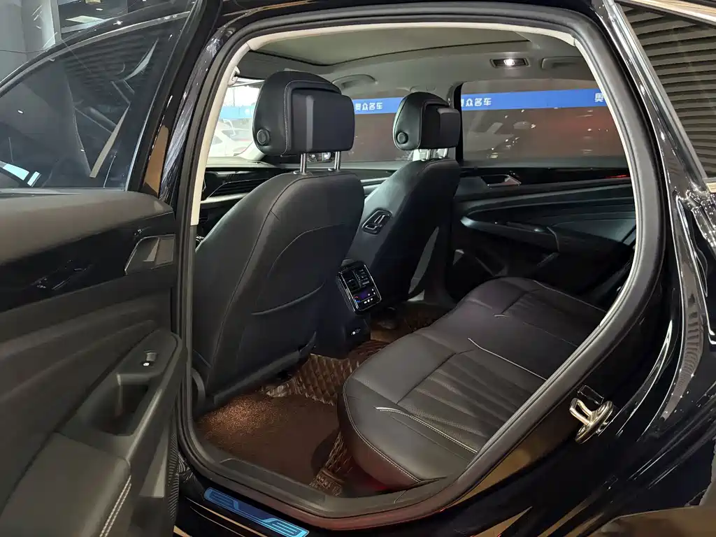 Volkswagen Passat — миниатюра 8