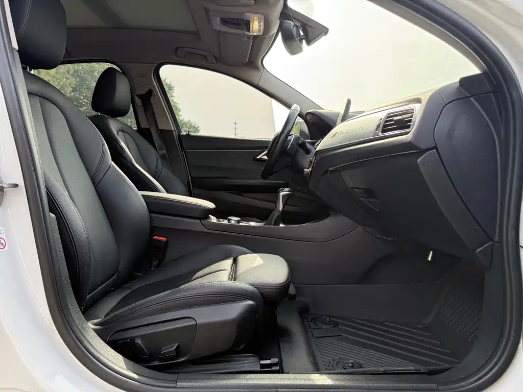 BMW 1 Series — миниатюра 10