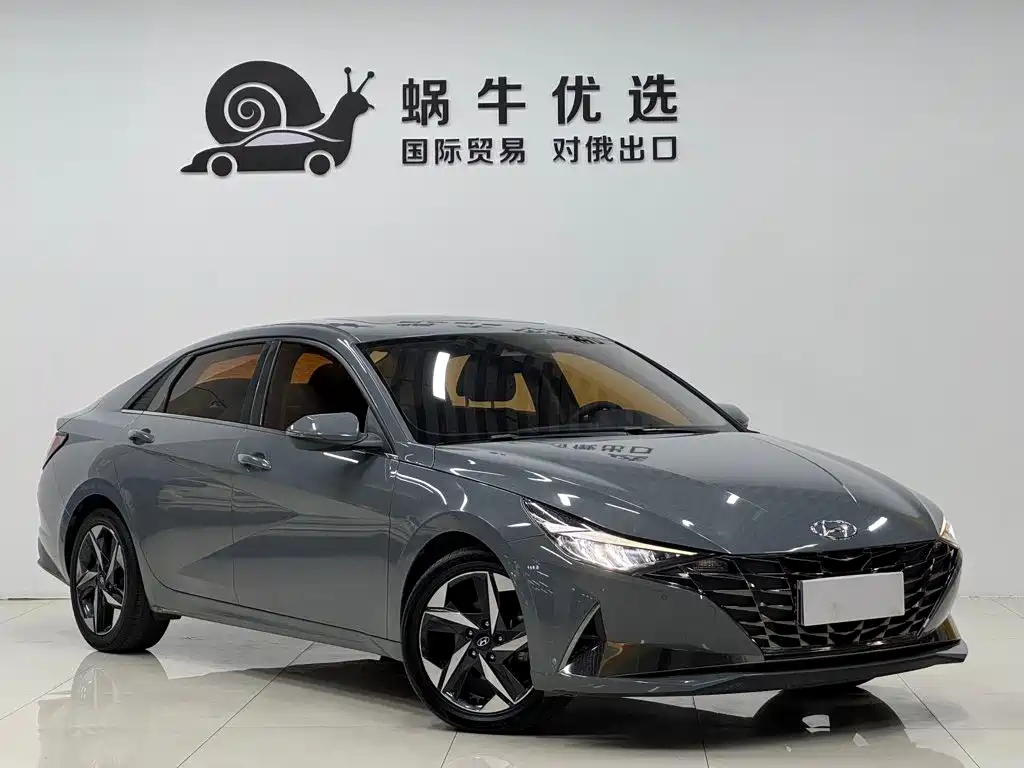 Hyundai Elantra — миниатюра 3