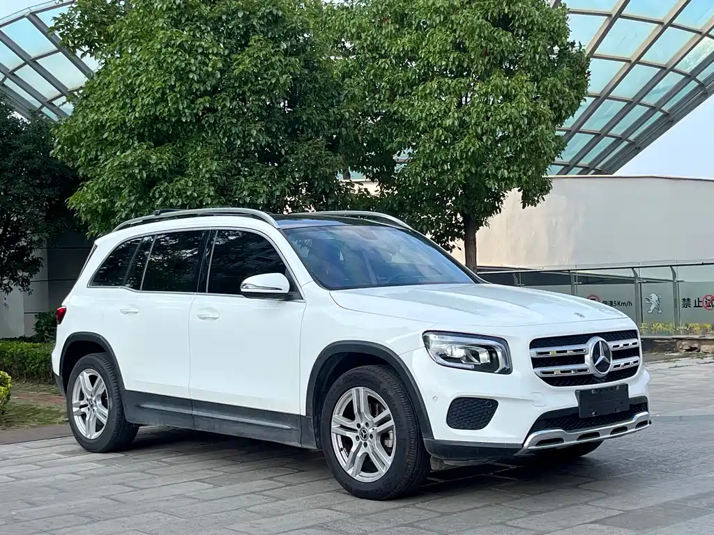 Mercedes-Benz GLB — миниатюра 3