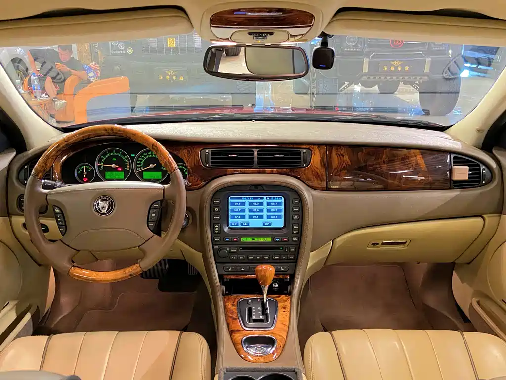 Jaguar S-TYPE — миниатюра 24