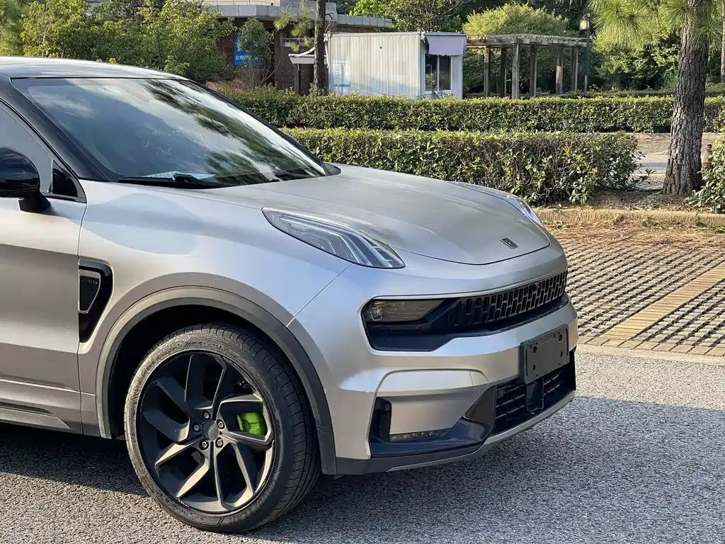 Lynk & Co 05 — миниатюра 18