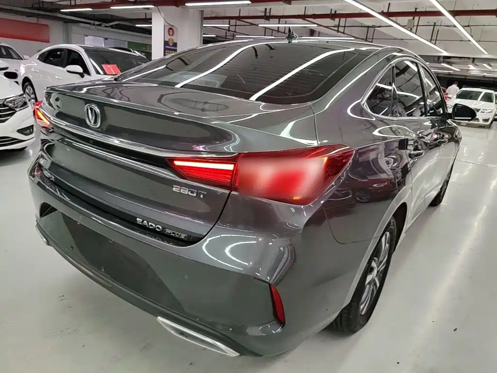 Changan Eado — миниатюра 7