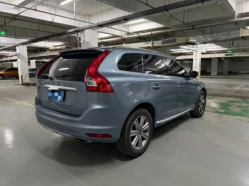 Volvo XC60 — миниатюра 4