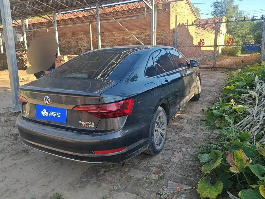 Volkswagen Sagitar — миниатюра 3