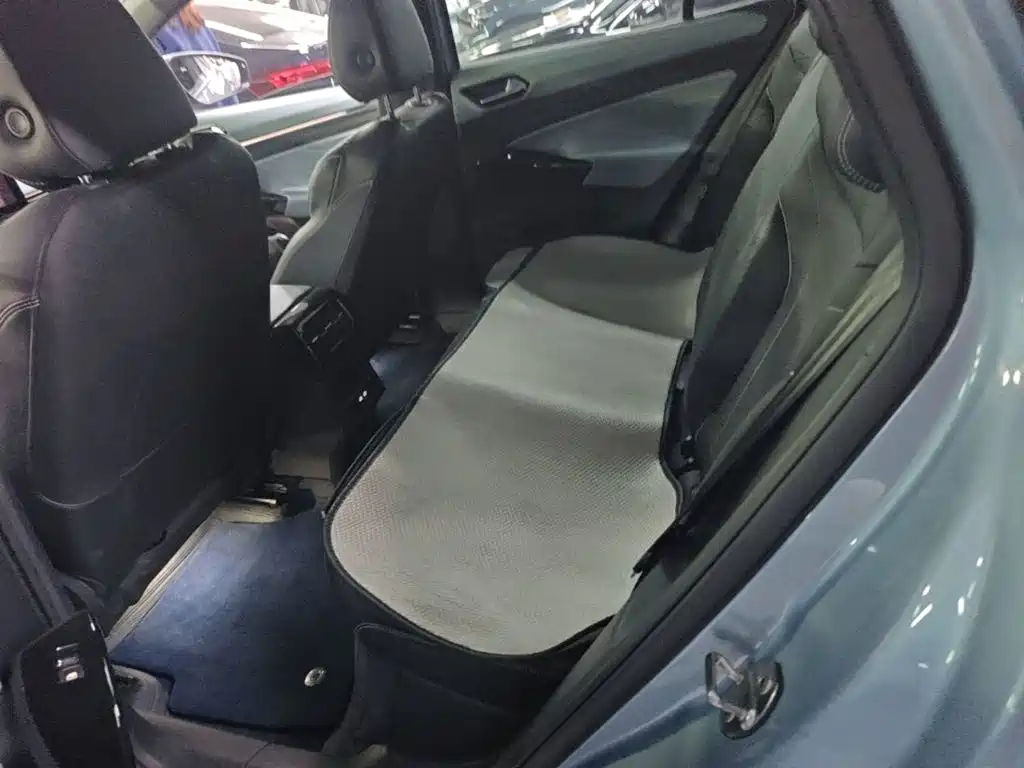 Volkswagen ID.4 X — миниатюра 17