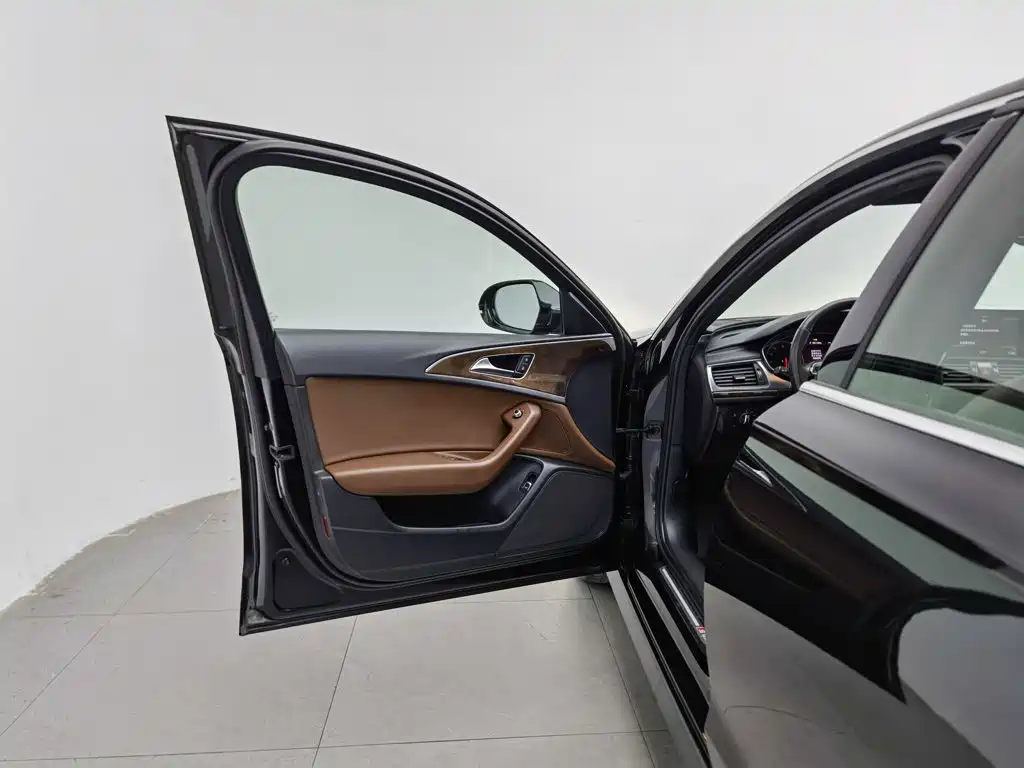 Audi A6L — миниатюра 8