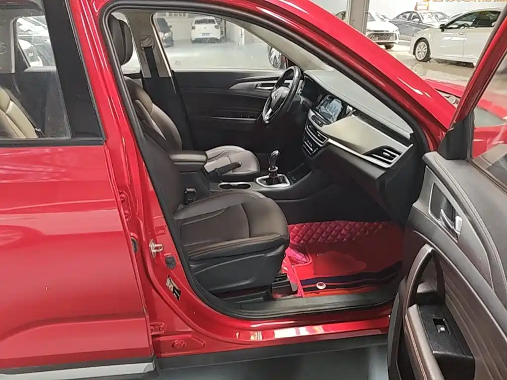 Changan CS35PLUS — миниатюра 25
