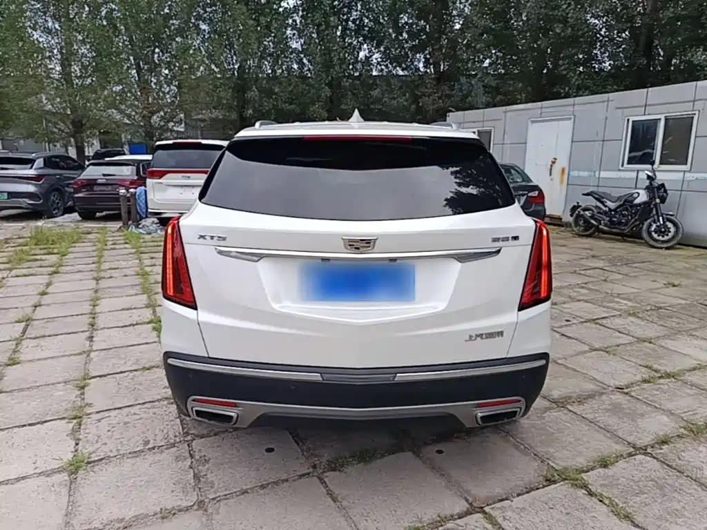 Cadillac XT5 — миниатюра 6