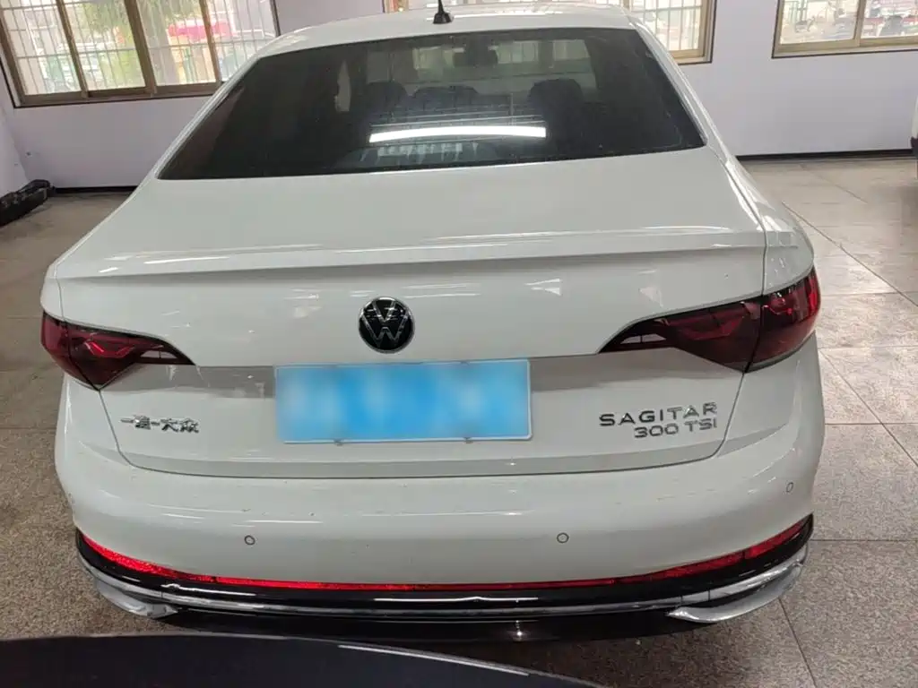 Volkswagen Sagitar — миниатюра 6