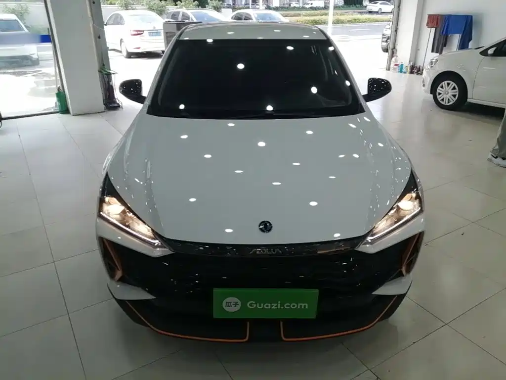 Aeolus Yixuan — миниатюра 3