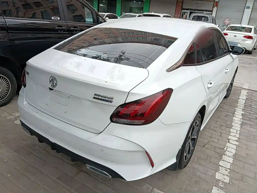 MG MG5 — миниатюра 7