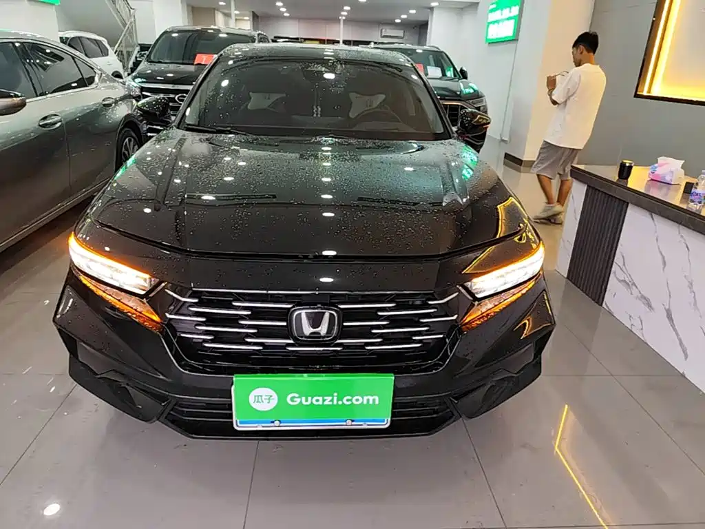 Honda Accord — миниатюра 3