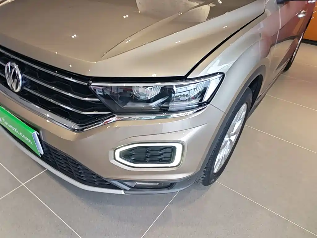 Volkswagen T-Roc — миниатюра 24