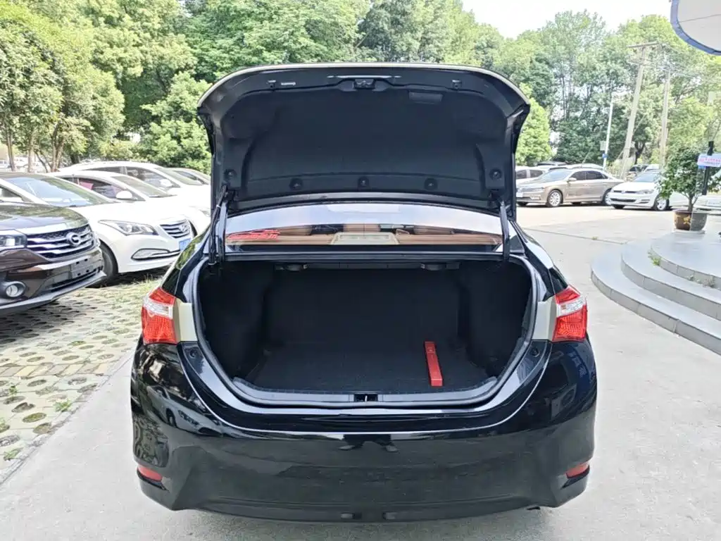 Toyota Corolla — миниатюра 19