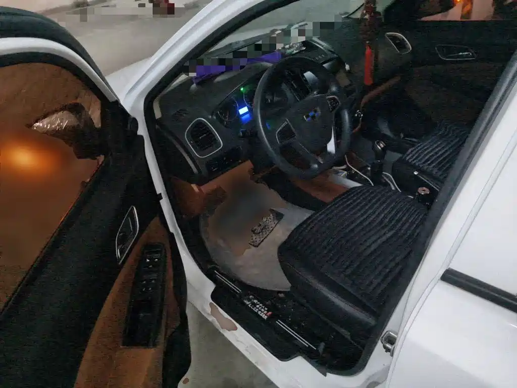 Geely King Kong — миниатюра 17