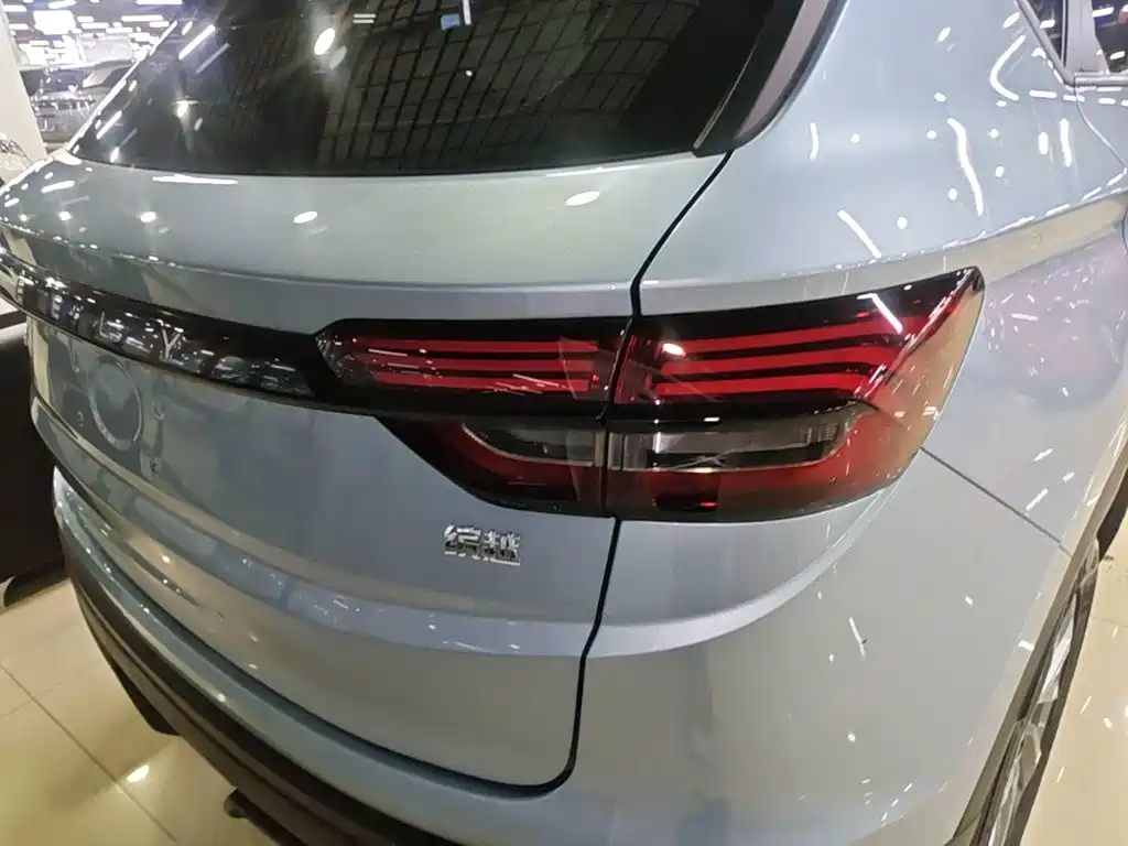 Geely Binyue — миниатюра 8