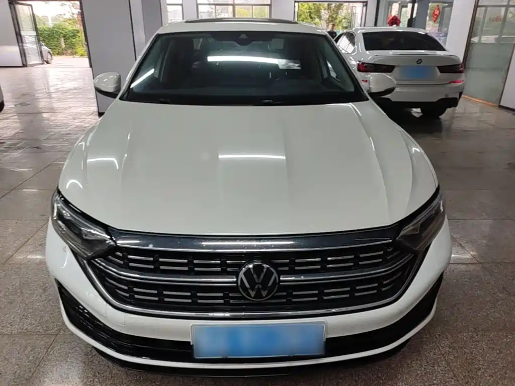 Volkswagen Sagitar — миниатюра 3