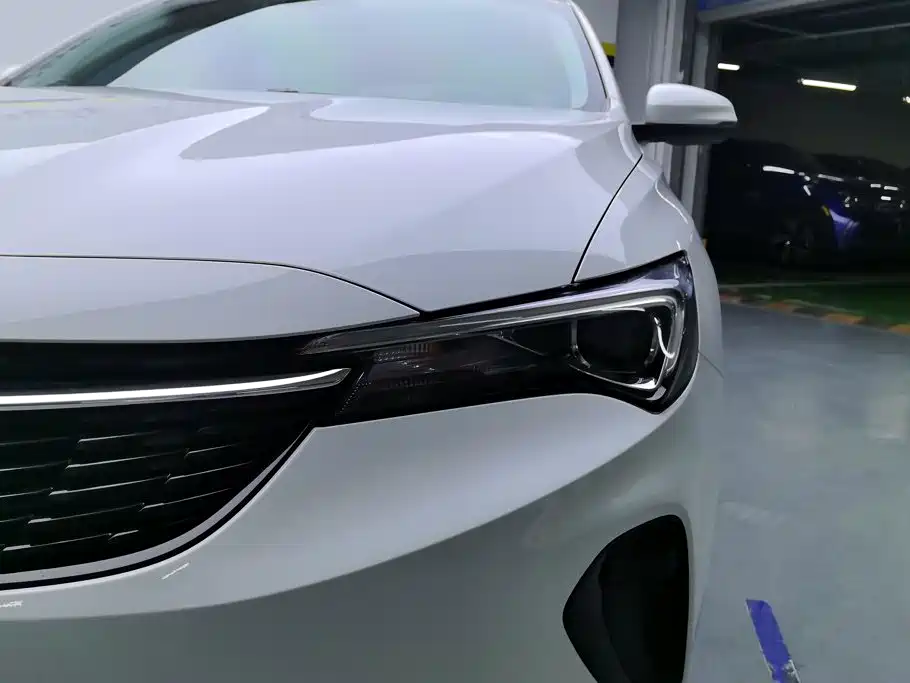 Buick Verano — миниатюра 5