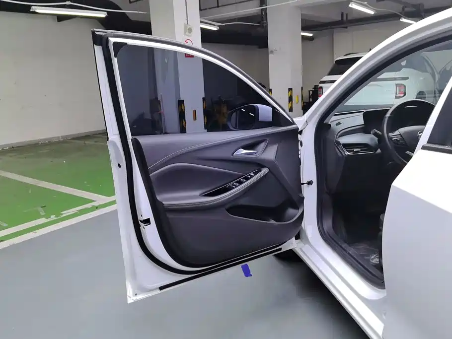 Buick Verano — миниатюра 7