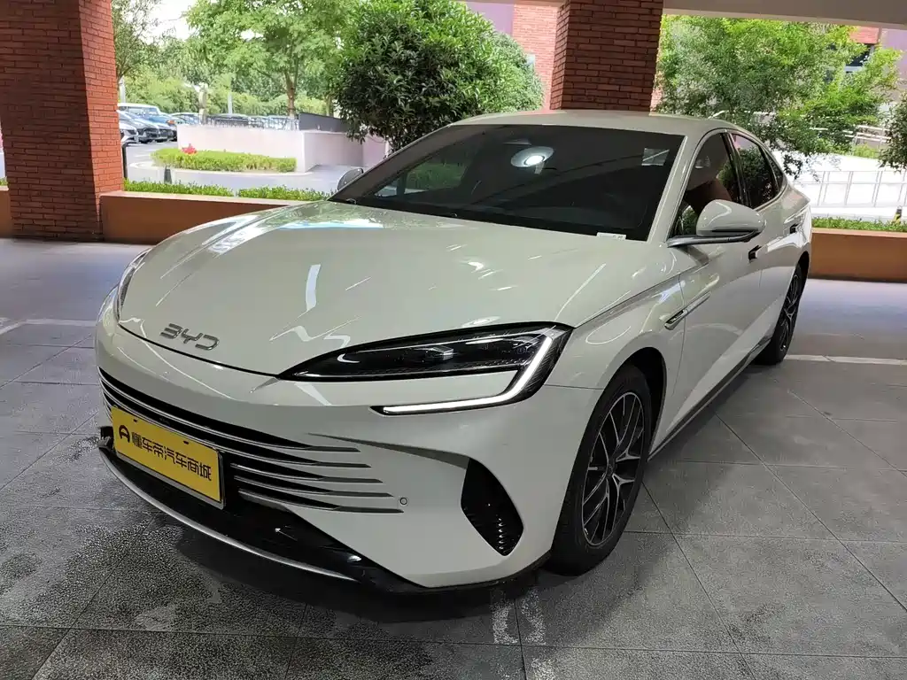 BYD Seal 07 DM-i