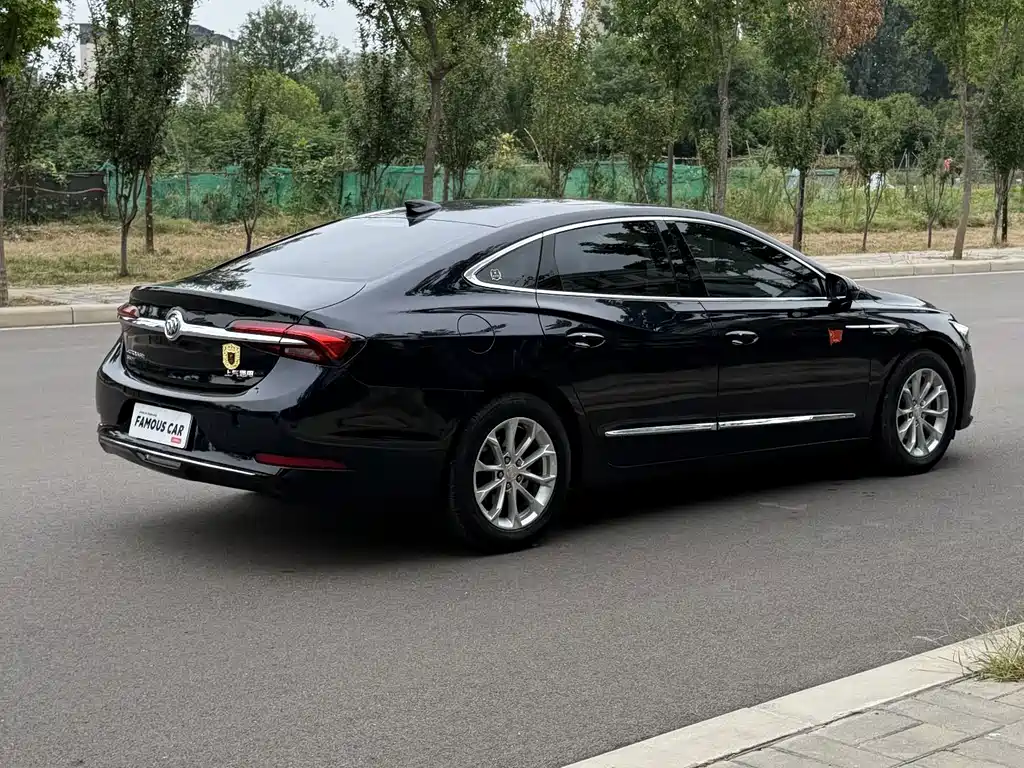 Buick LaCrosse — миниатюра 6