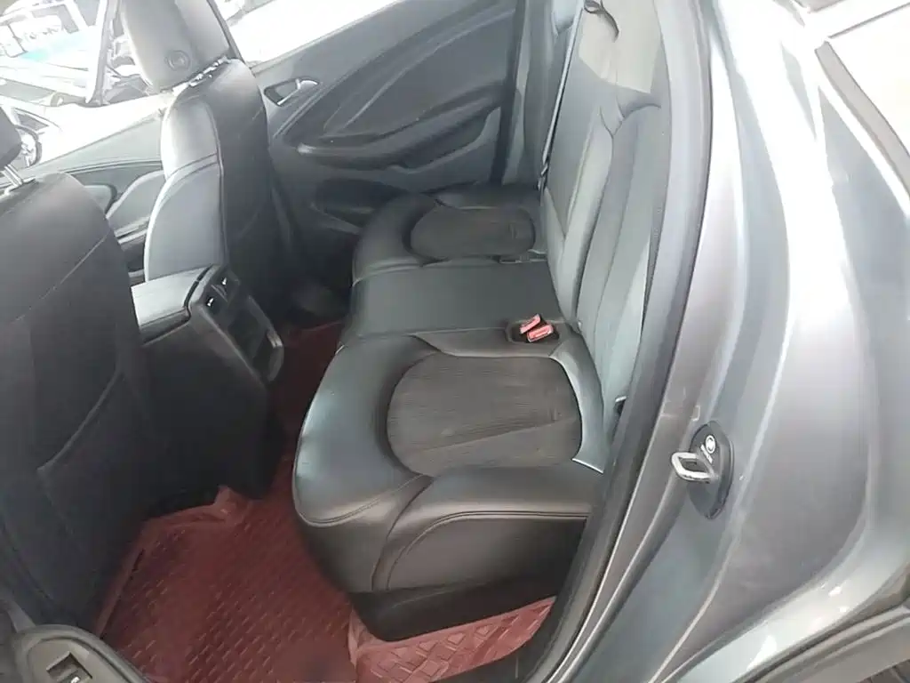 Buick Envision Plus — миниатюра 17