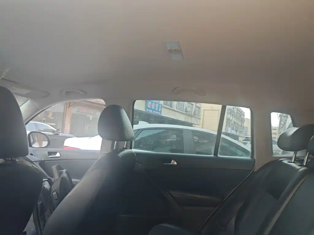 Volkswagen Tiguan — миниатюра 18