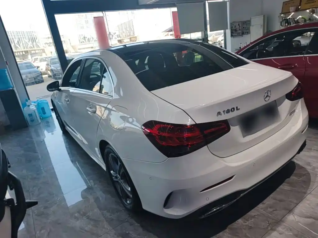 Mercedes-Benz A-Class — миниатюра 5