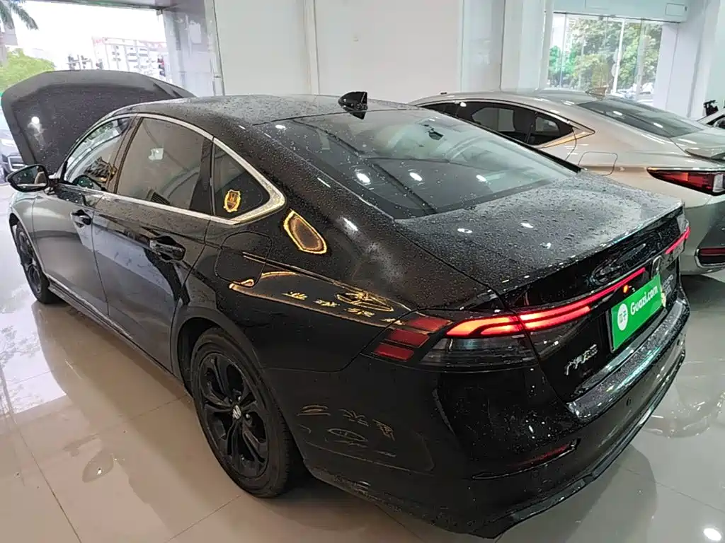 Honda Accord — миниатюра 5