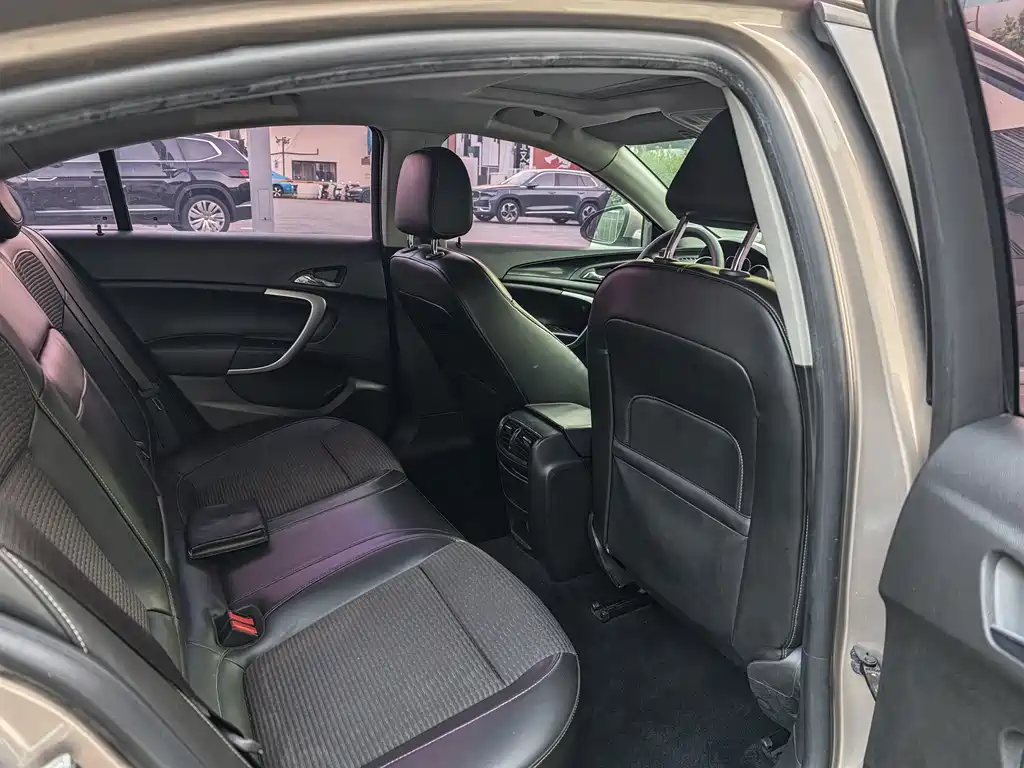 Buick Regal — миниатюра 8