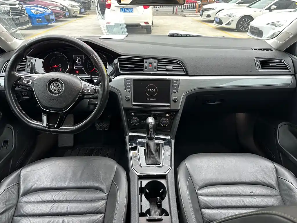 Volkswagen Lamando — миниатюра 6