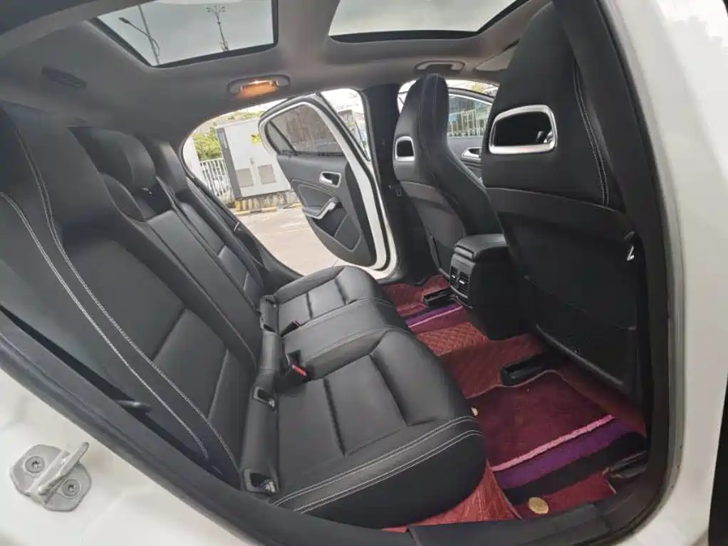 Mercedes-Benz GLA — миниатюра 8