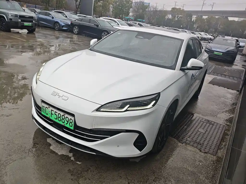 BYD SEAL 06 NEW ENERGY