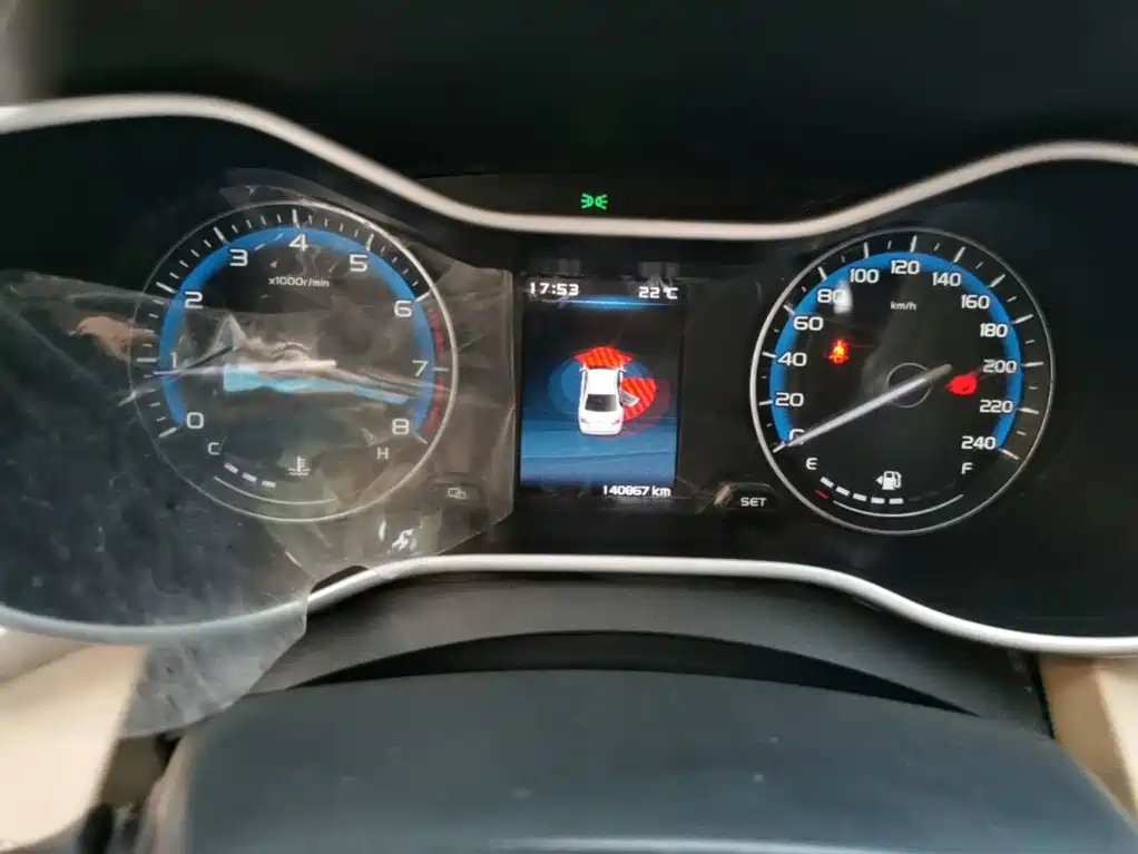 Geely Emgrand — миниатюра 12