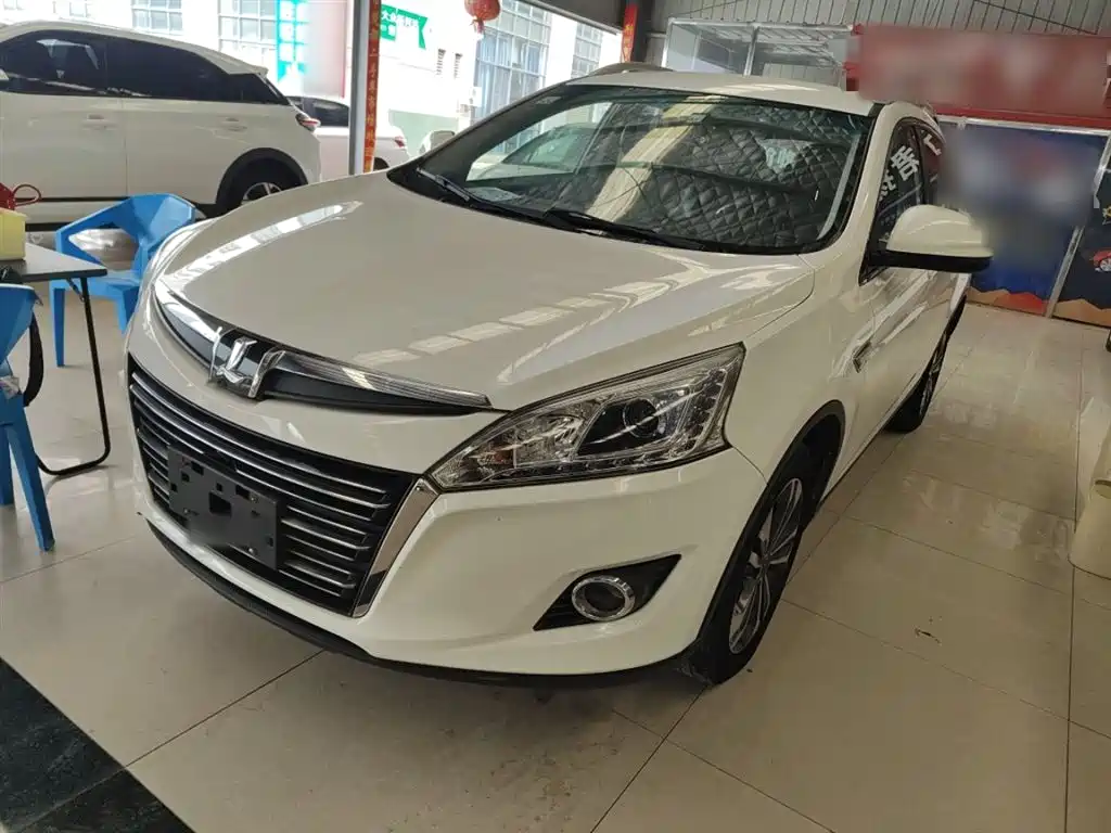 Luxgen U6 2018