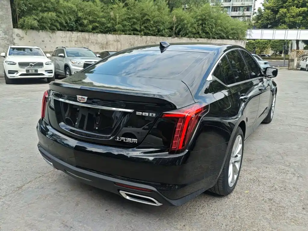 Cadillac CT5 — миниатюра 7