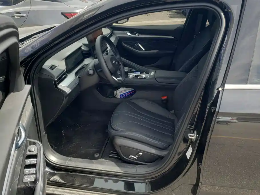 Geely Xingrui — миниатюра 9